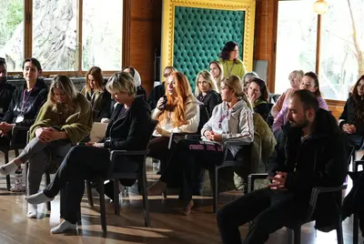 d2aec025 c875 4b52 8ceb 007c74ea6476